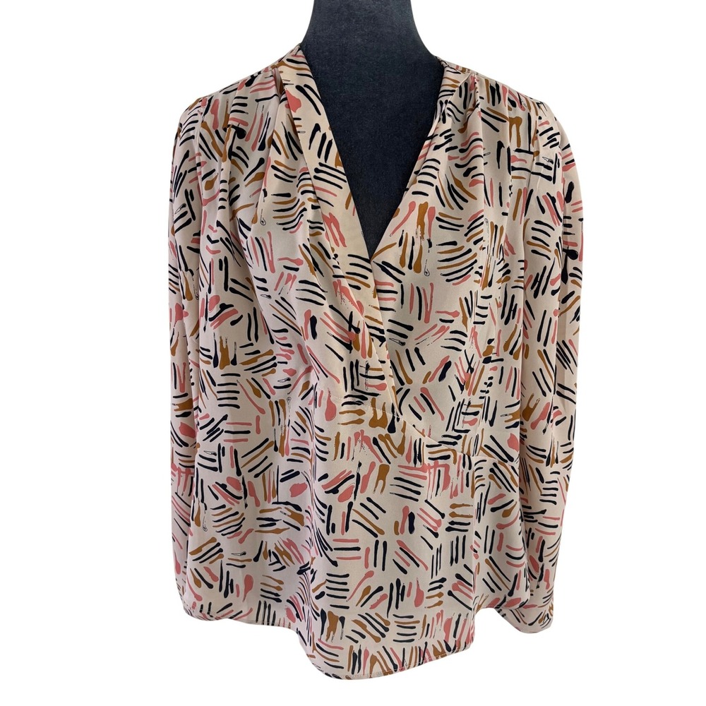 Cabi Art Deco Eclectic Abstract Brushstroke V-Neck Pleated Blouse Cream Pink S
